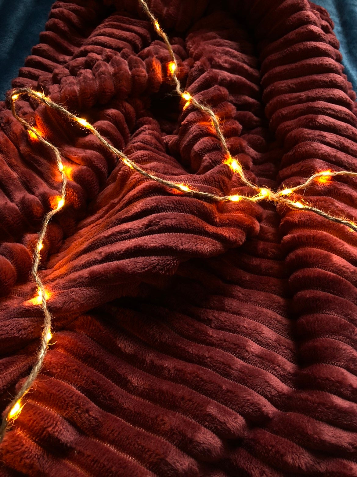 Plaid Home Studio RIBBLE microflanelle rouge bordeaux 130/160 cm