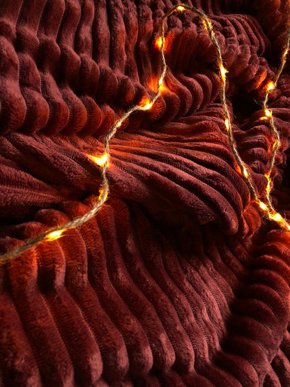 Plaid Home Studio RIBBLE microflanelle rouge bordeaux 130/160 cm